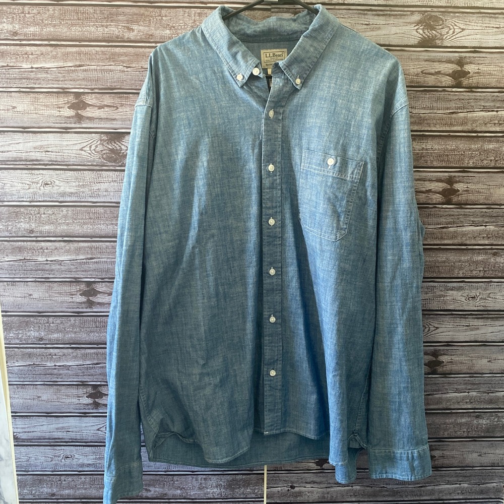 LL Bean Men's Slightly Fitted Long-Sleeved Button-Down‎ Shirt Size XL Blue